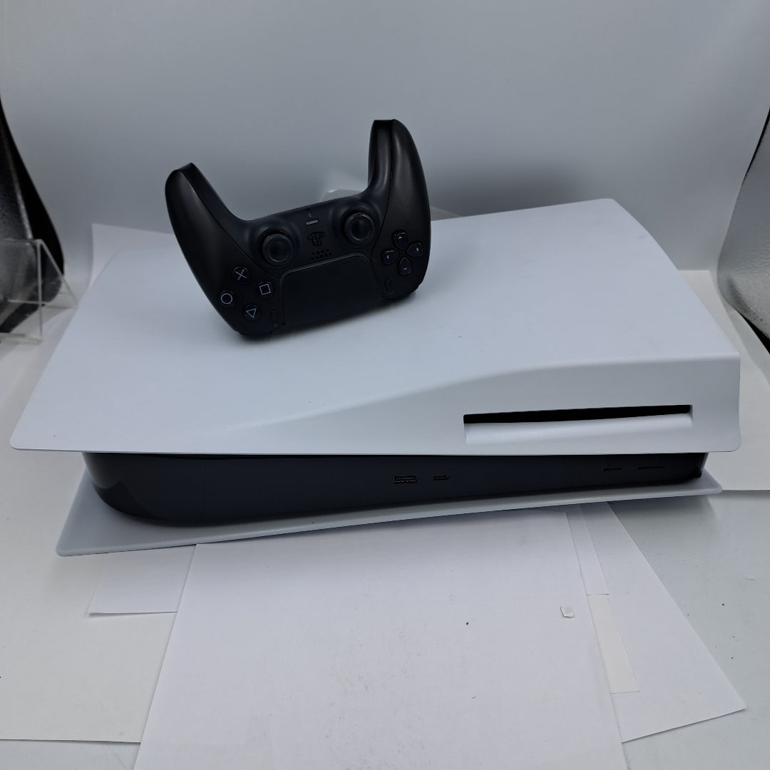 CONSOLA DE VIDEOJUEGO SONY PS5 825 SSD (SEMINUEVO)