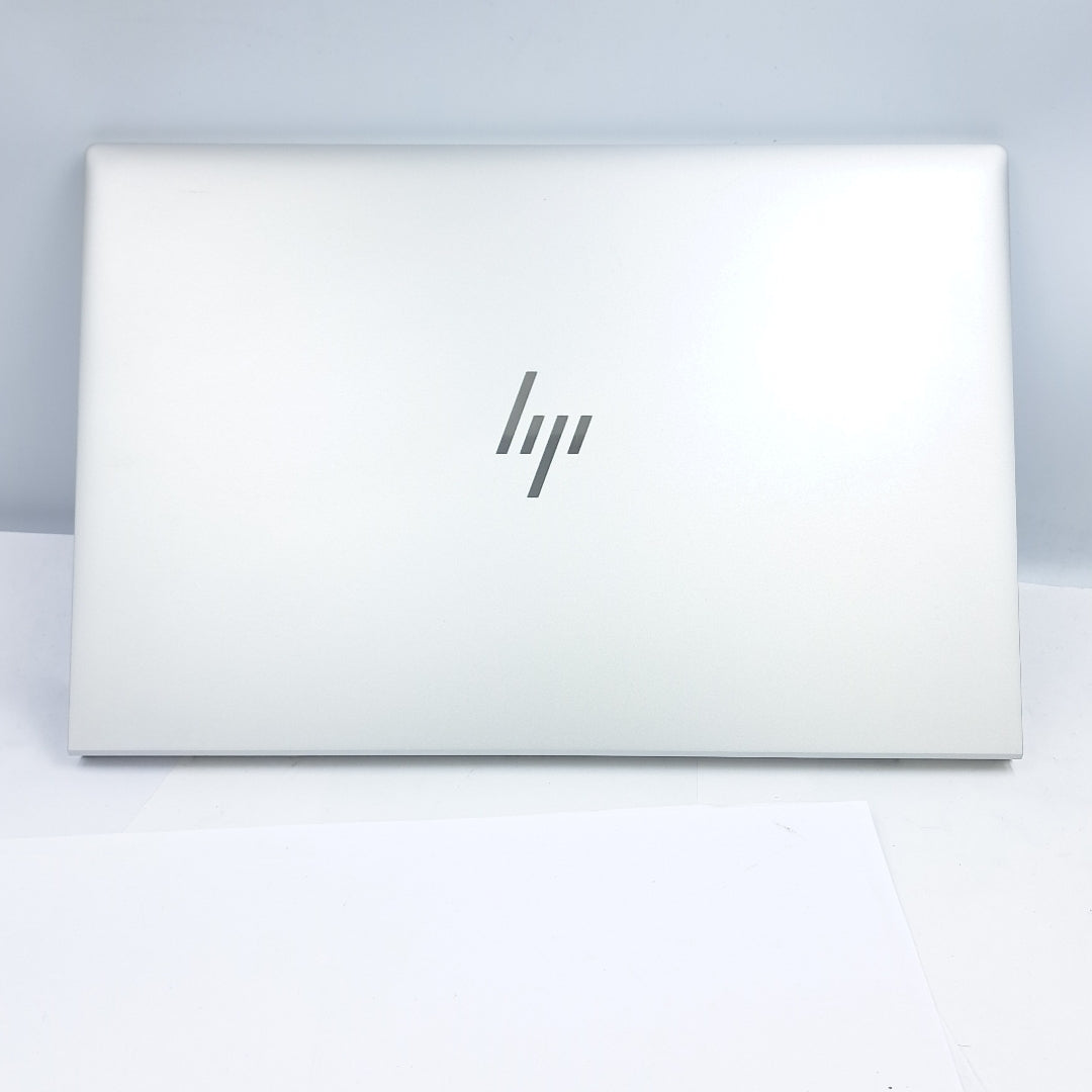 LAPTOP HP ELITEBOOK 840 G8 (2023) 256 GB SSD 16 GB RAM (SEMINUEVO)