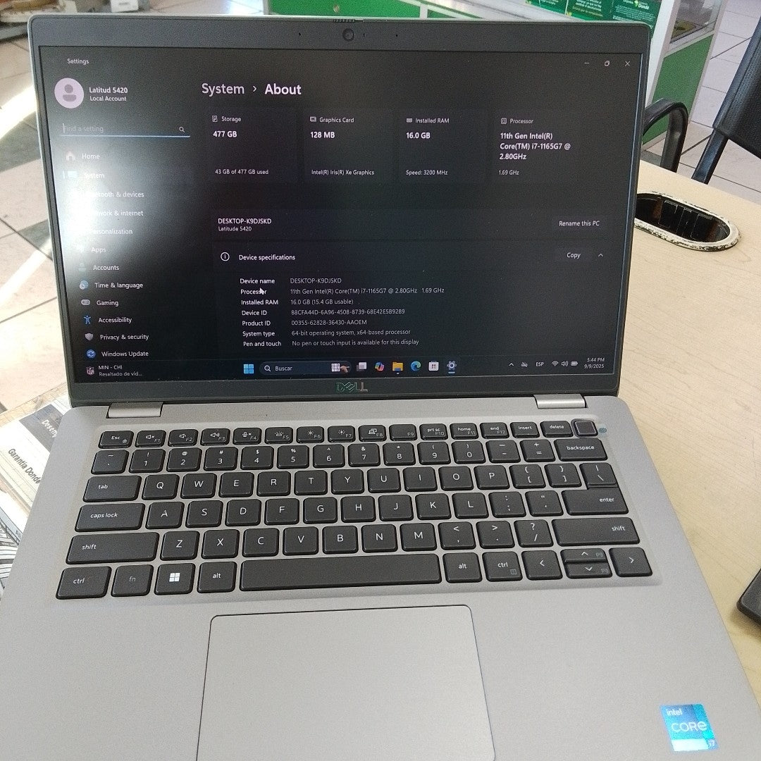 LAPTOP DELL LATITUDE 5420 (2022) 512 GB SSD 16 GB RAM (SEMINUEVO)