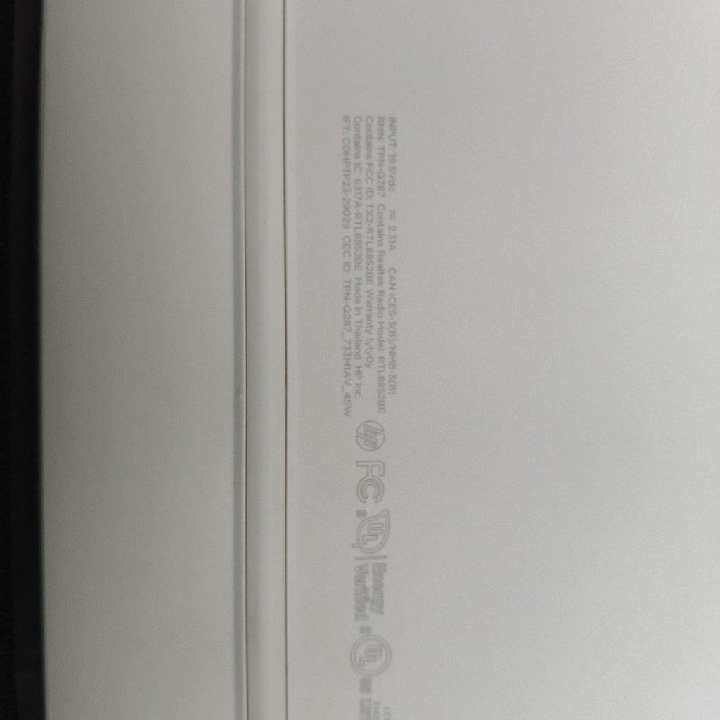 LAPTOP HP 15-FC0043LA (2024) 512 GB SSD 8 GB RAM (SEMINUEVO)