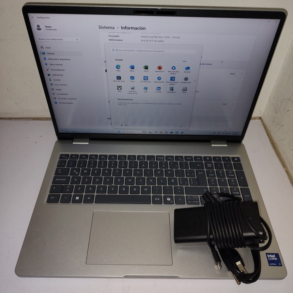 LAPTOP DELL PRO 16 (2025) 512 GB SSD 32 GB RAM (SEMINUEVO)