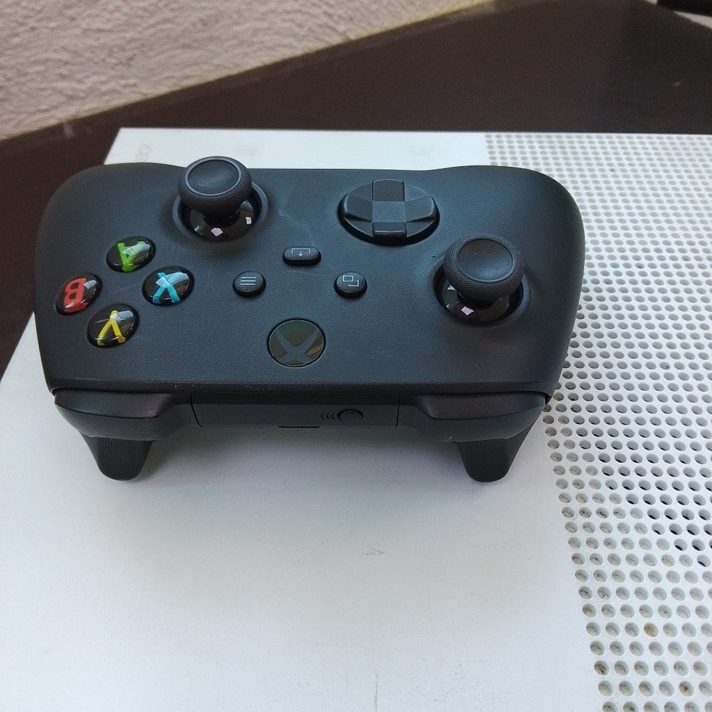 CONSOLA DE VIDEOJUEGO MICROSOFT XBOX ONE S 500 GB  (SEMINUEVO)