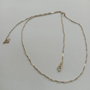 CADENA. ORO BLANCO. 14 K 2.1 GRMS (SEMINUEVO)