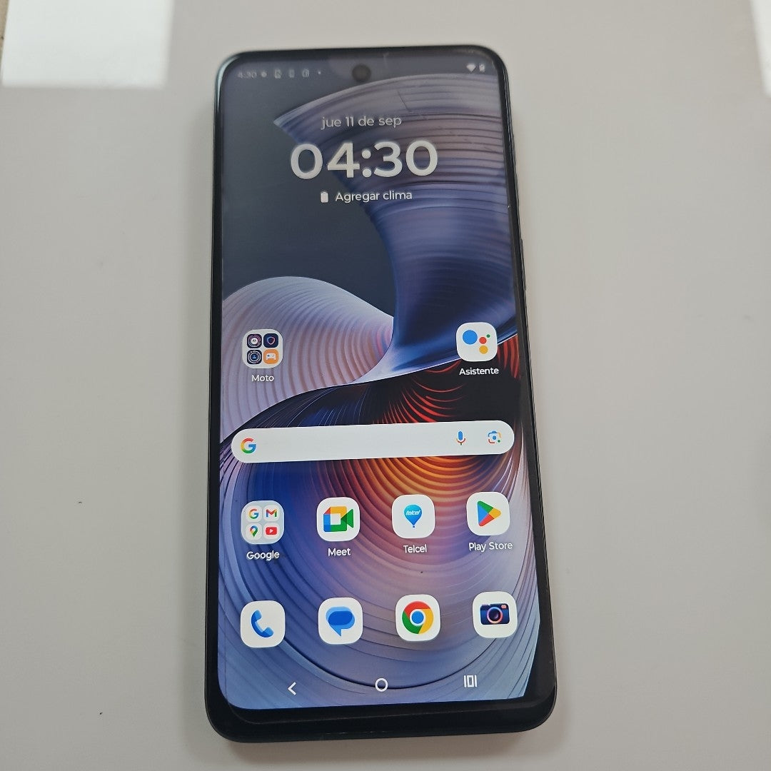 CELULAR MOTOROLA MOTO G55 5G XT2435-1(2024) 256 GB 8 GB RAM (SEMINUEVO)