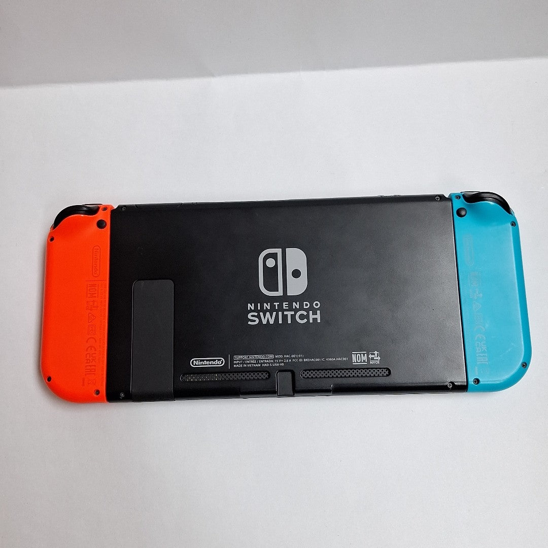 CONSOLA DE VIDEOJUEGO NINTENDO SWITCH OLED 64 GB (SEMINUEVO)