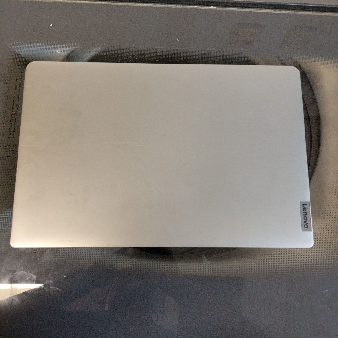 LAPTOP LENOVO IDEAPAD 1 15AMN7 (2023) 256 GB SSD 8 GB RAM (SEMINUEVO)