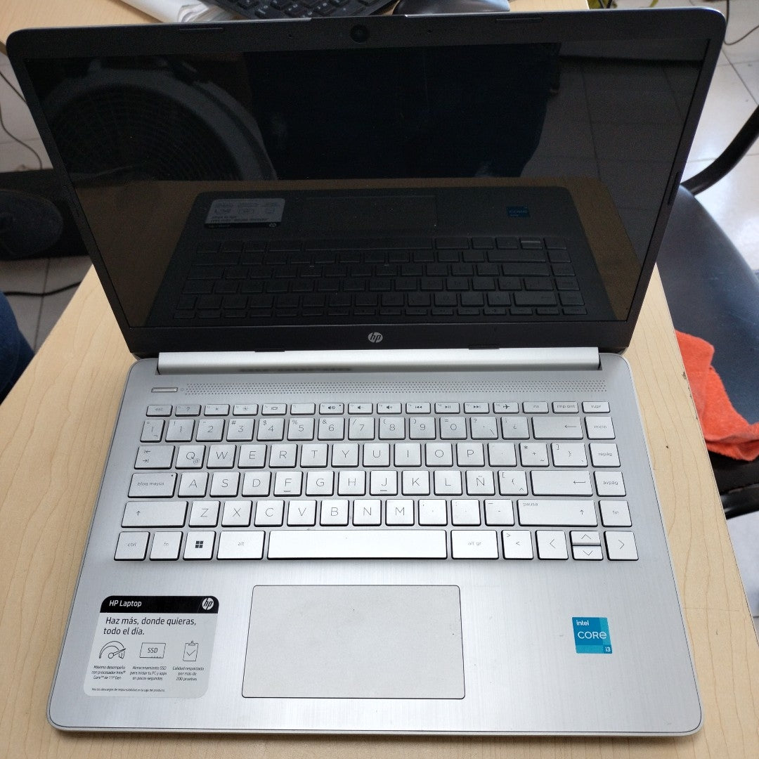 LAPTOP HP 14-DQ2531LA (2023) 512 GB SSD 16 GB RAM (SEMINUEVO)