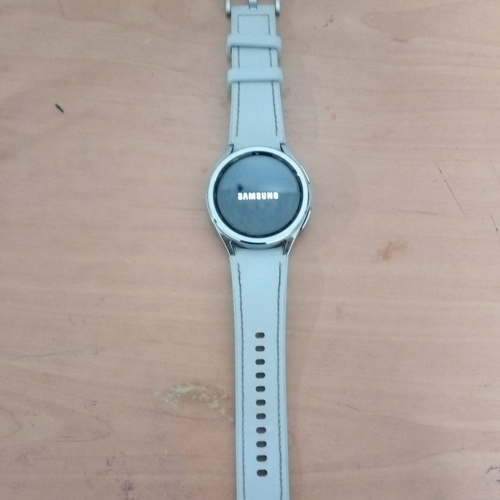 SMARTWATCH SAMSUNG GALAXY WATCH 6 CLASSIC SM-R950 43 MM GPS (SEMINUEVO)