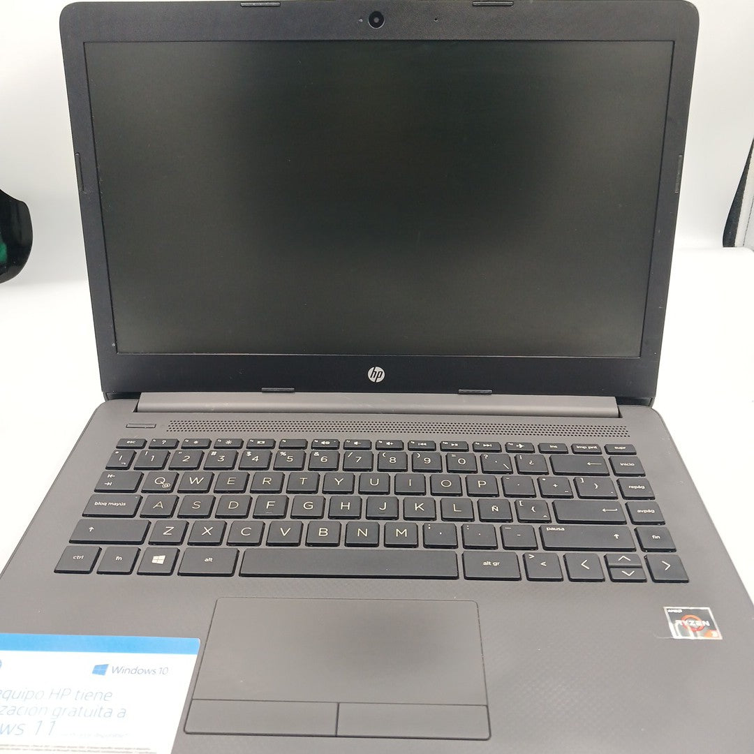 LAPTOP HP 245 G8 (2022) 1 TB 8 GB RAM (SEMINUEVO)