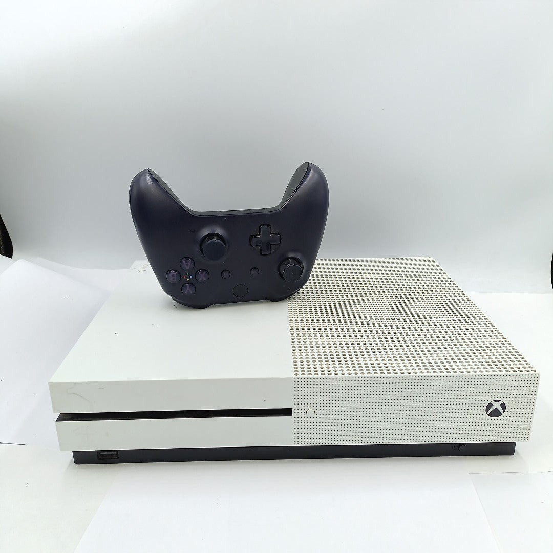 CONSOLA DE VIDEOJUEGO MICROSOFT XBOX ONE S 1 TB (SEMINUEVO)