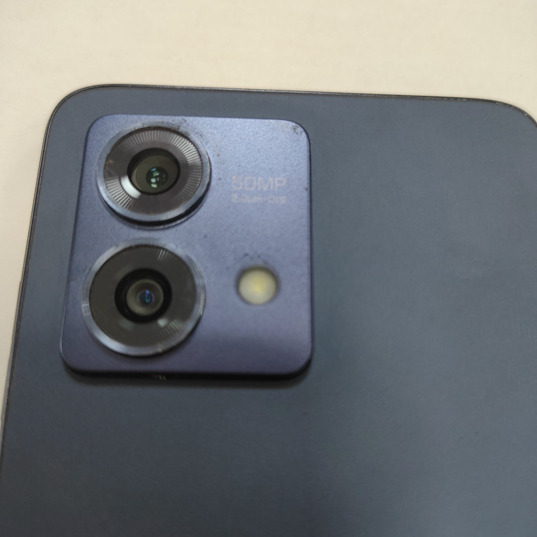 CELULAR MOTOROLA MOTO G84 XT2347-1 (2023) 256 GB 8 GB RAM (SEMINUEVO)