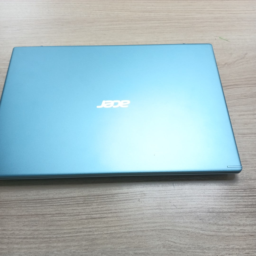 LAPTOP ACER ASPIRE 5 A514-54-54GT (2022) 1 TB + 256 GB SSD 8 GB RAM (SEMINUEVO)