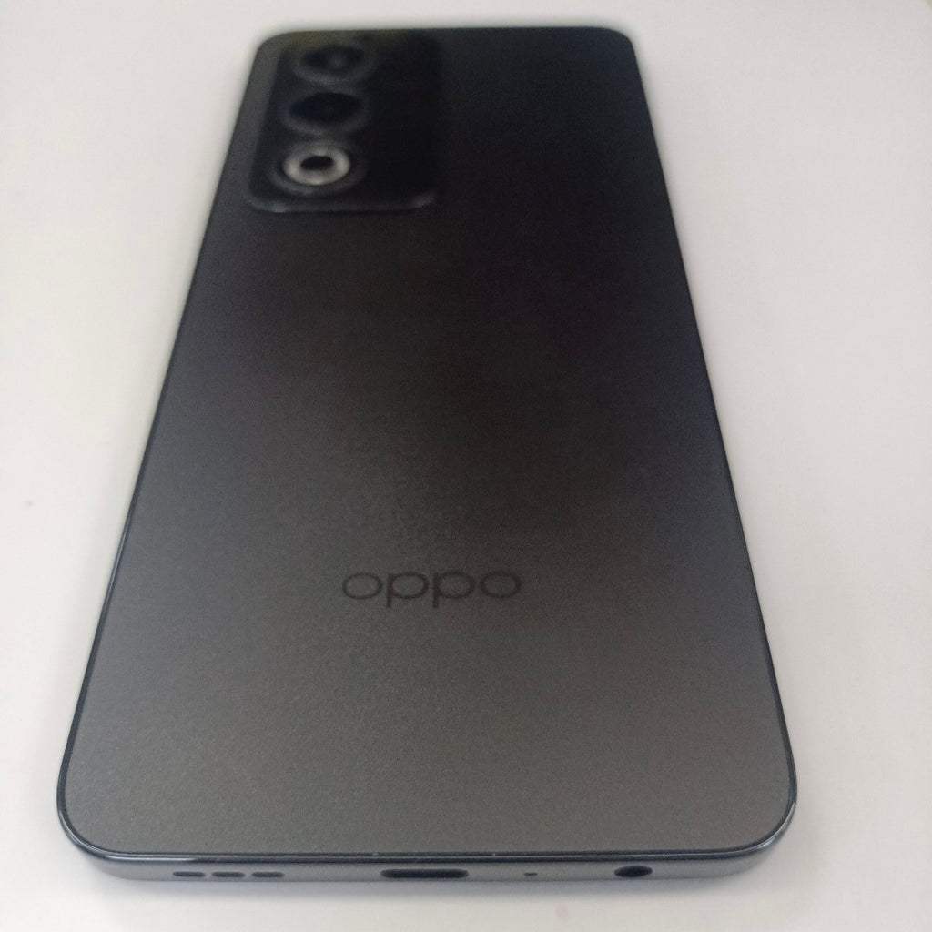 CELULAR OPPO  A80 5G CPH2639 (2024) 256 GB 8 GB RAM (SEMINUEVO)