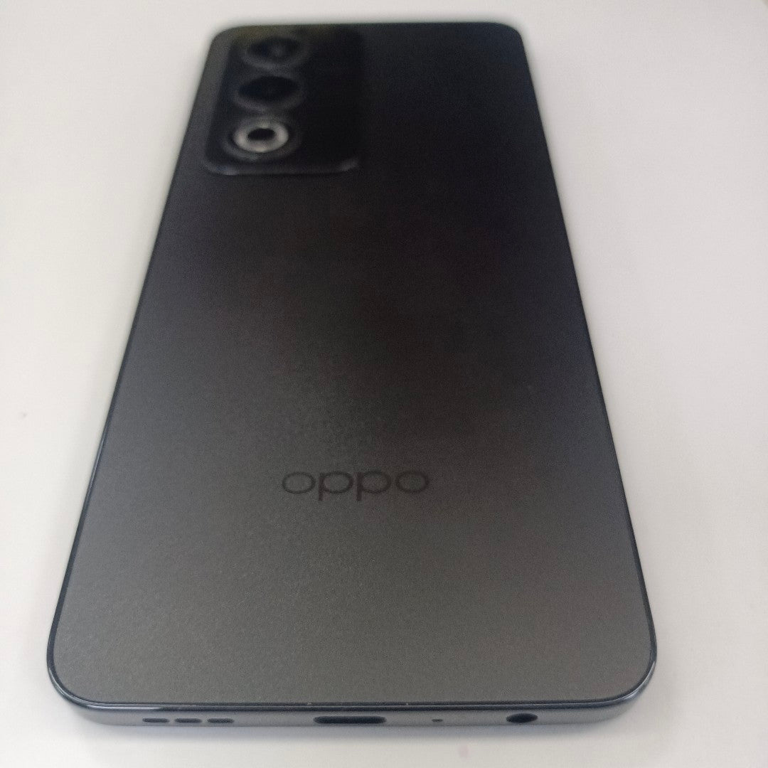 CELULAR OPPO  A80 5G CPH2639 (2024) 256 GB 8 GB RAM (SEMINUEVO)