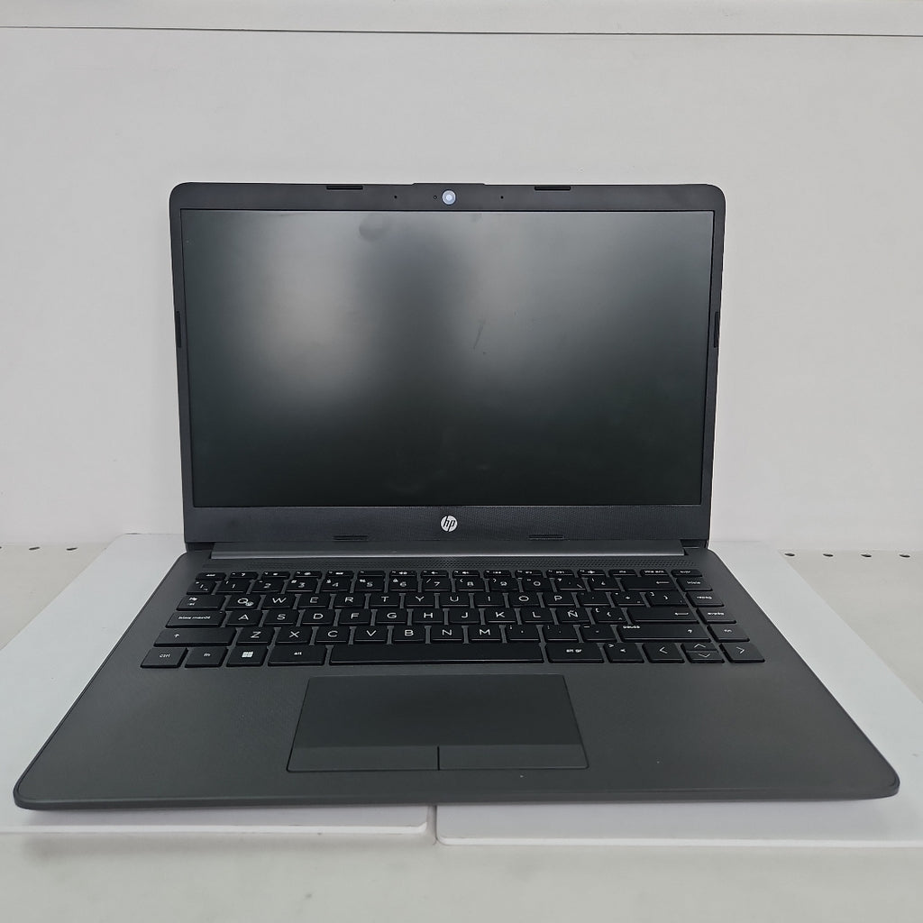 LAPTOP HP 245 G9 (2023) 512 GB SSD 16 GB RAM (SEMINUEVO)