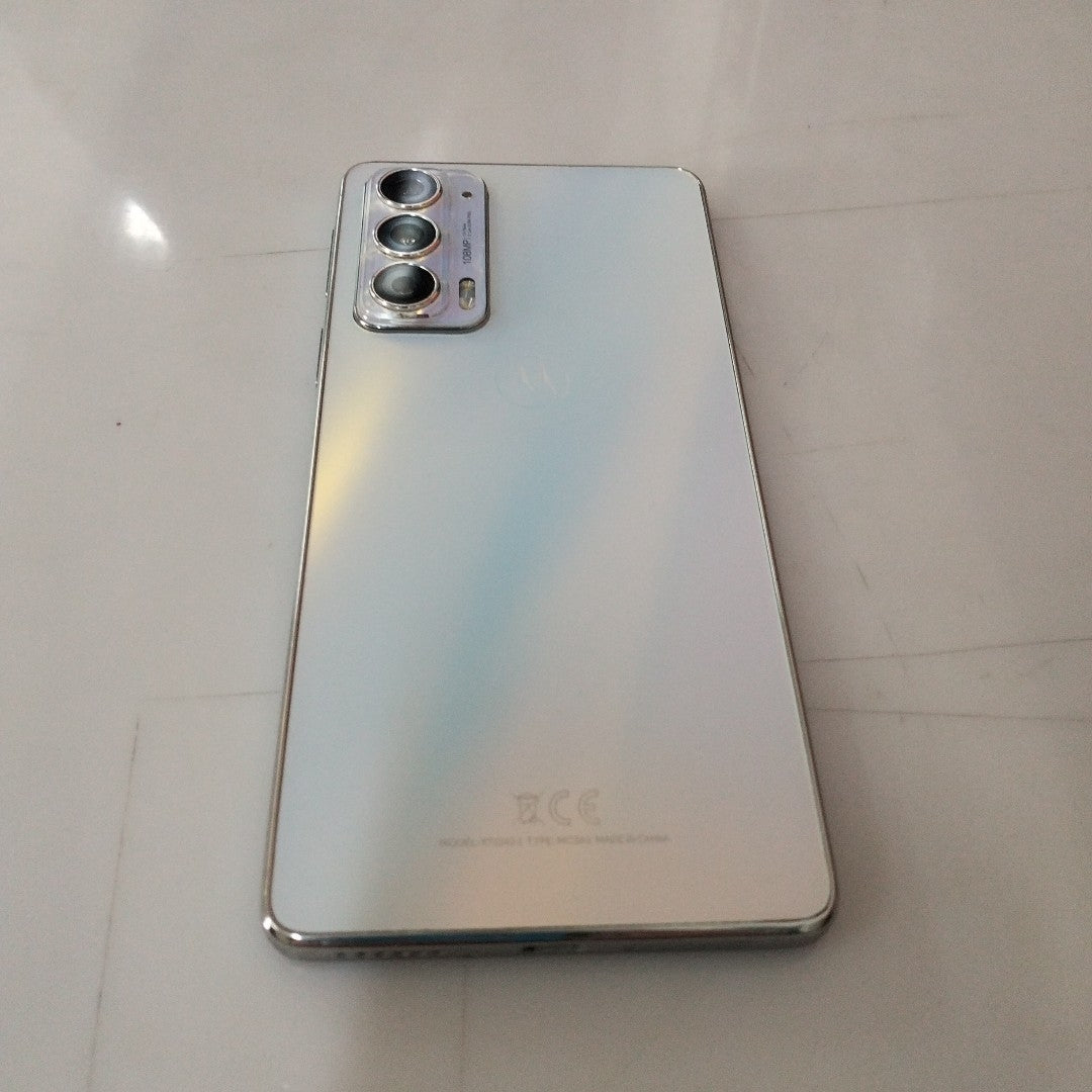 CELULAR MOTOROLA EDGE 20 XT2143-1 128 GB 6 GB RAM (SEMINUEVO)