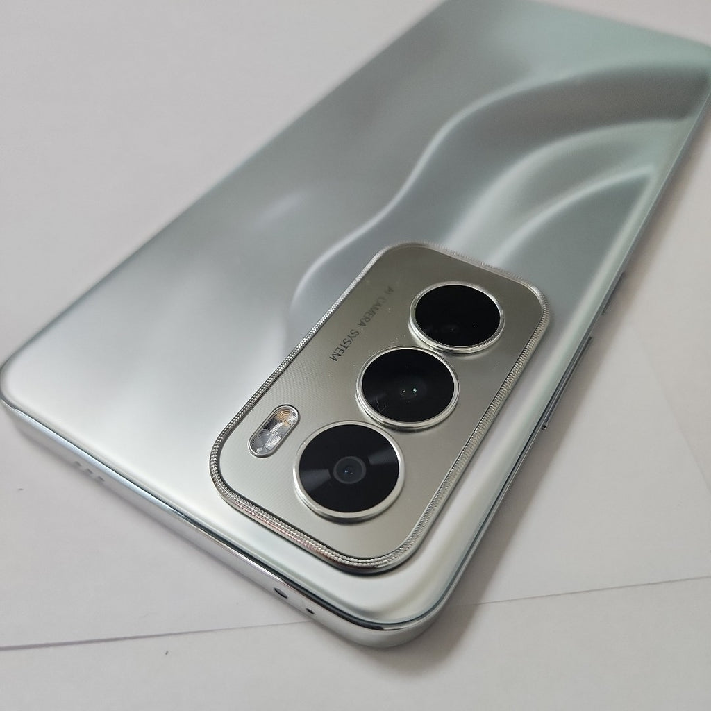 CELULAR OPPO   RENO12 5G CPH2625 (2024) 512 GB 12 GB RAM