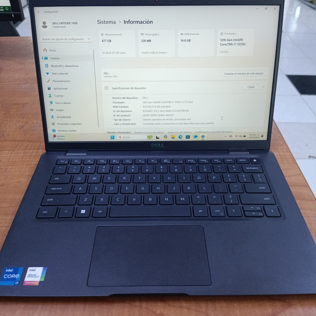 LAPTOP DELL LATITUDE 7430 (2023) 256 GB SSD 16 GB RAM (SEMINUEVO)