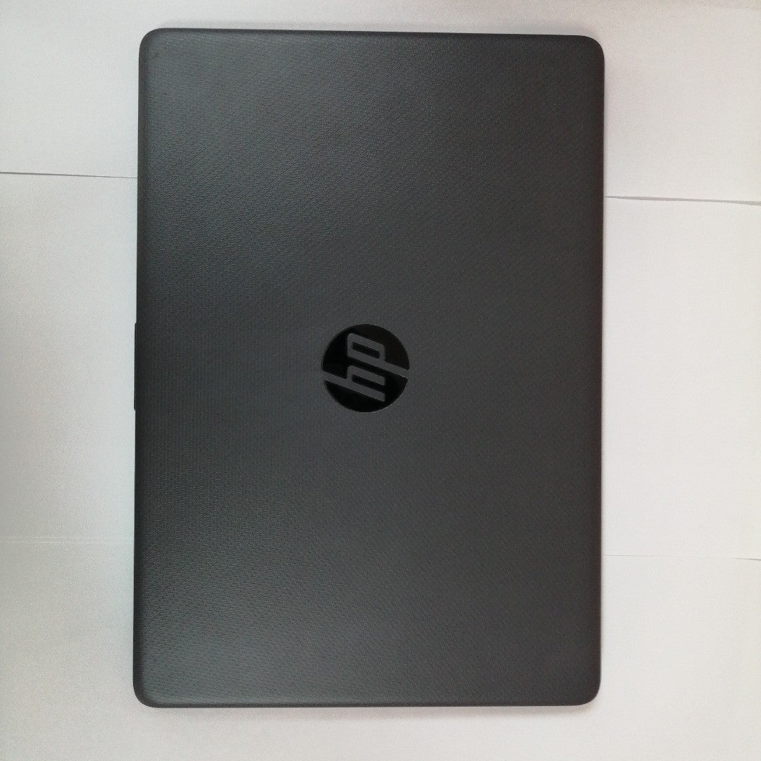 LAPTOP HP 245 G8 (2023) 512 GB SSD 8 GB RAM (SEMINUEVO)