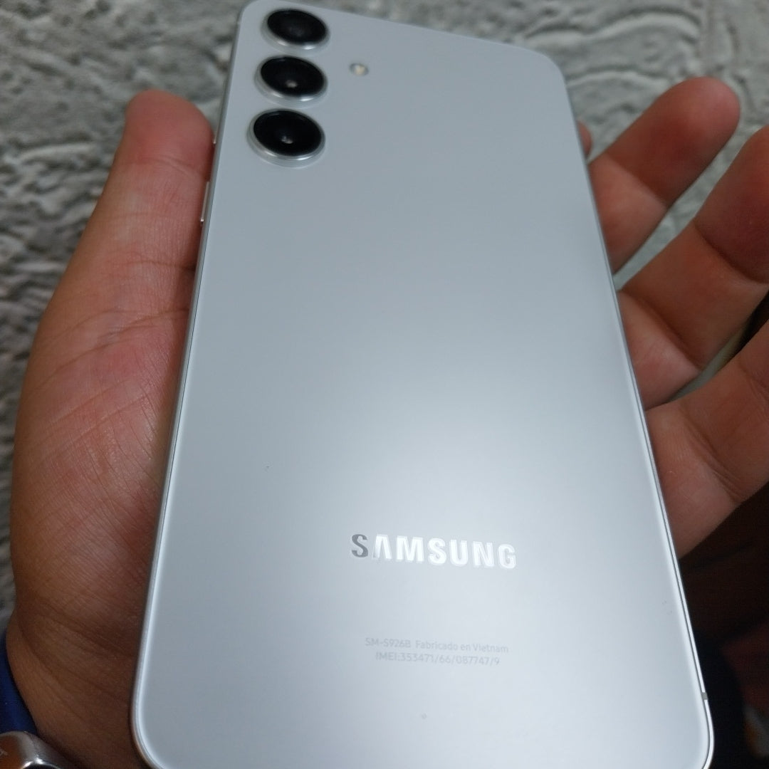 CELULAR SAMSUNG GALAXY S24 + SM-S926B (2024) 256 GB 12 GB RAM (SEMINUEVO)