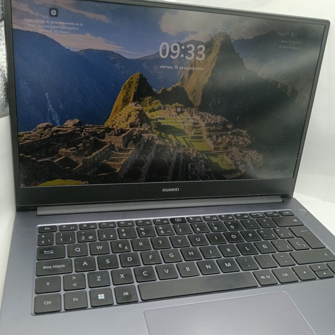 LAPTOP HUAWEI MATEBOOK D14 NBDE-WFH9 (2022) 512 GB SSD 16 GB RAM (SEMINUEVO)