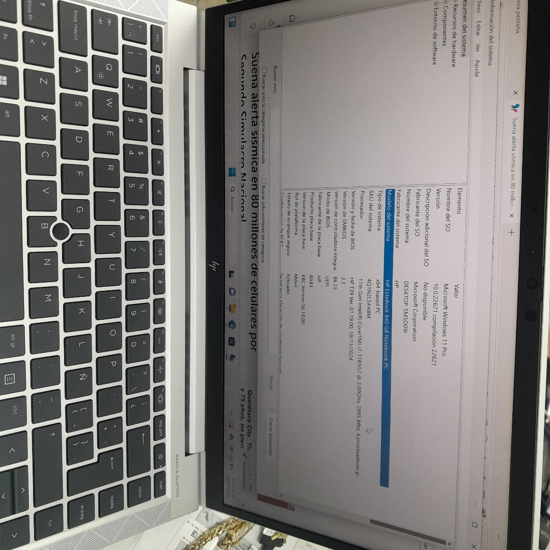 LAPTOP HP ELITEBOOK 840 G8 (2023) 256 GB SSD 16 GB RAM (SEMINUEVO)