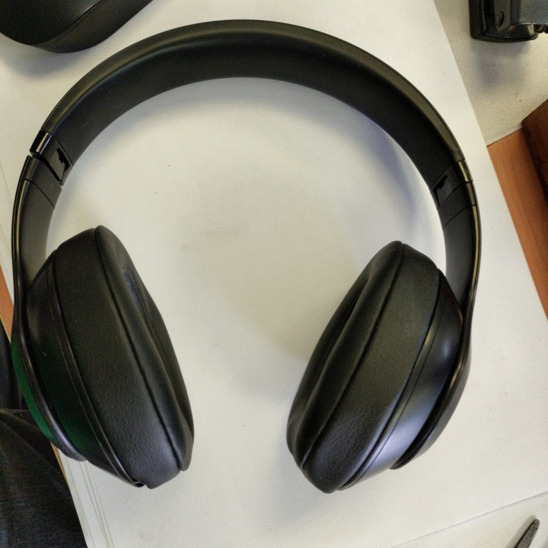 AUDIFONOS BEATS STUDIO 3 INALAMBRICO ON EAR (SEMINUEVO)