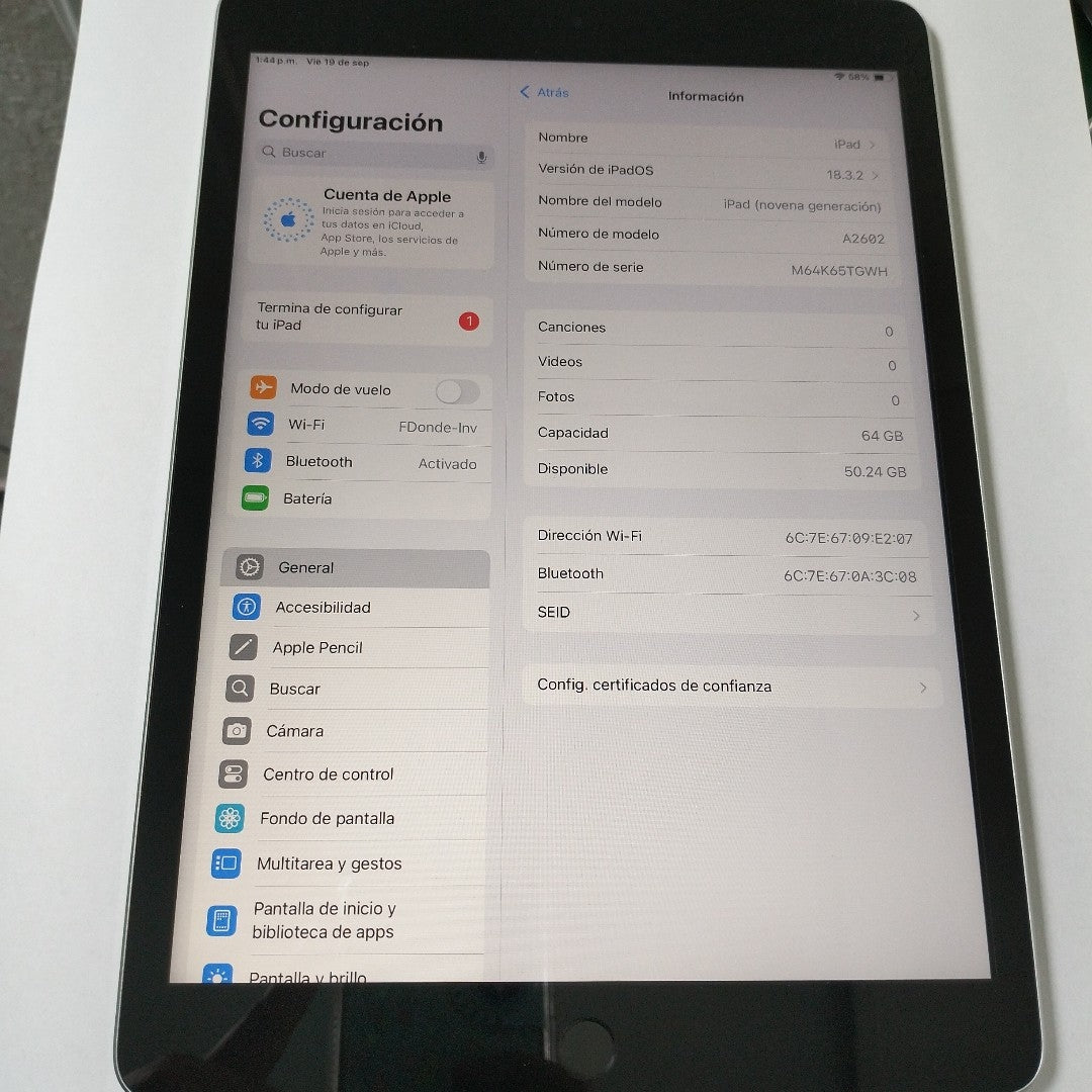 TABLETA APPLE IPAD 9 A2602 64 GB 3 GB RAM (SEMINUEVO)