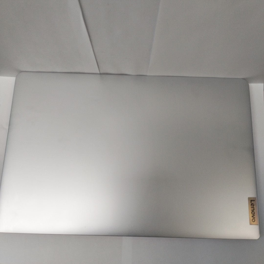 LAPTOP LENOVO IDEAPAD 1 15AMN7 (2023) 256 GB SSD 8 GB RAM (SEMINUEVO)