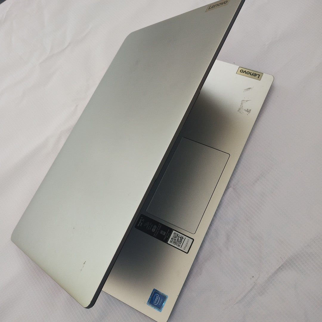 LAPTOP LENOVO IDEAPAD 1 14IGL7 (2023) 128 GB SSD 4 GB RAM (SEMINUEVO)