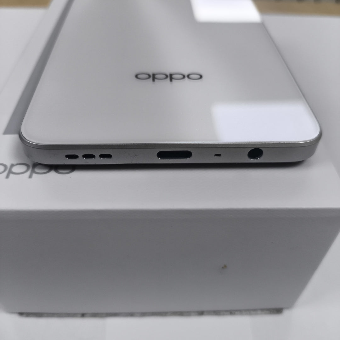 CELULAR OPPO  A60 CPH3669 256 GB 8 GB RAM (SEMINUEVO)