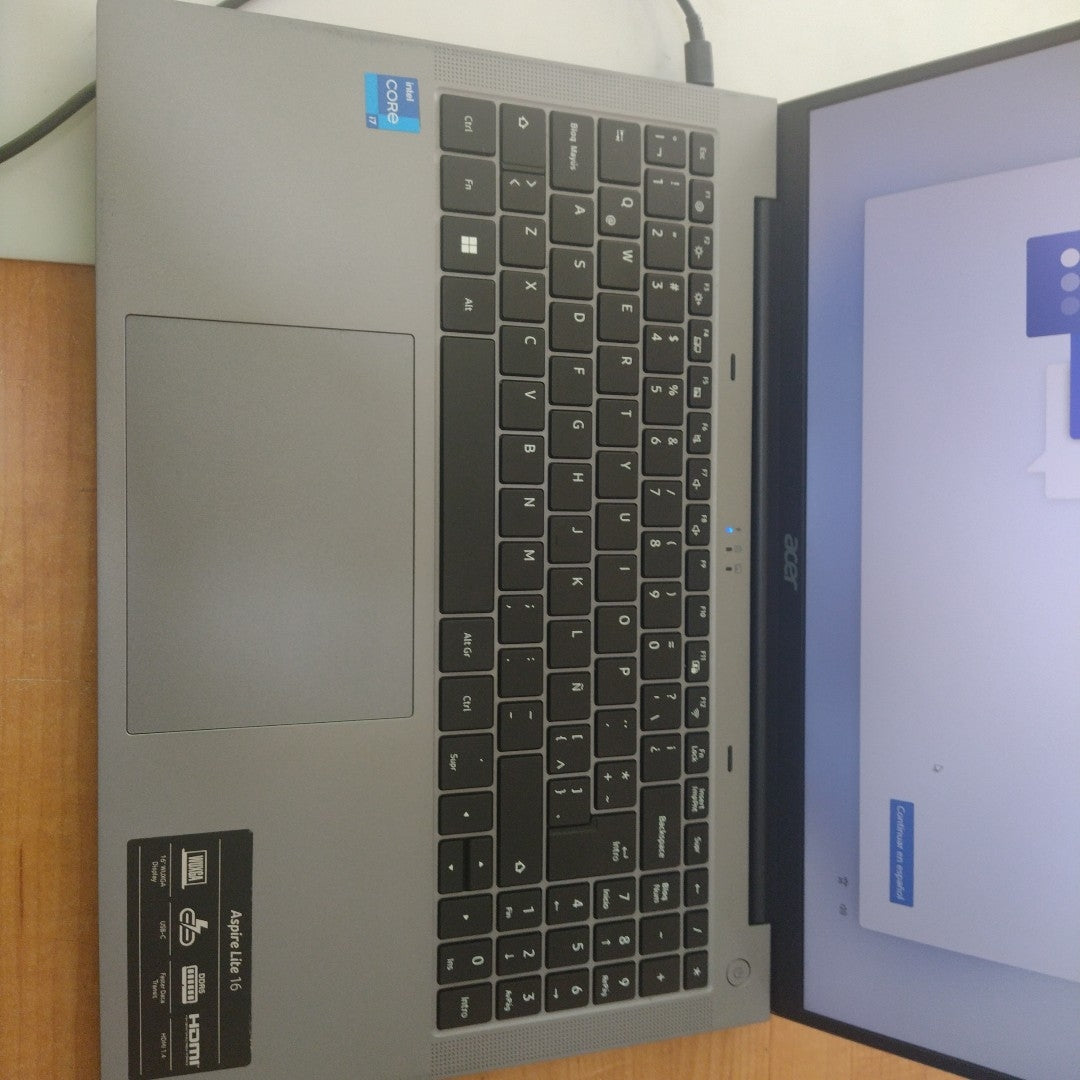 LAPTOP ACER ASPIRE LITE 16 AL16-51P-77VX (2024) 512 GB SSD 16 GB RAM (SEMINUEVO)