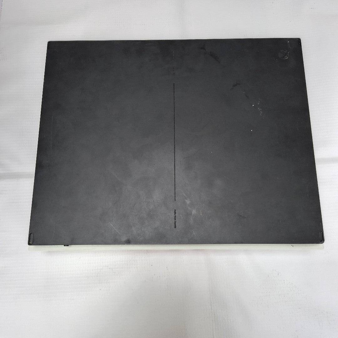 CONSOLA DE VIDEOJUEGO MICROSOFT XBOX ONE S 1 TB (SEMINUEVO)