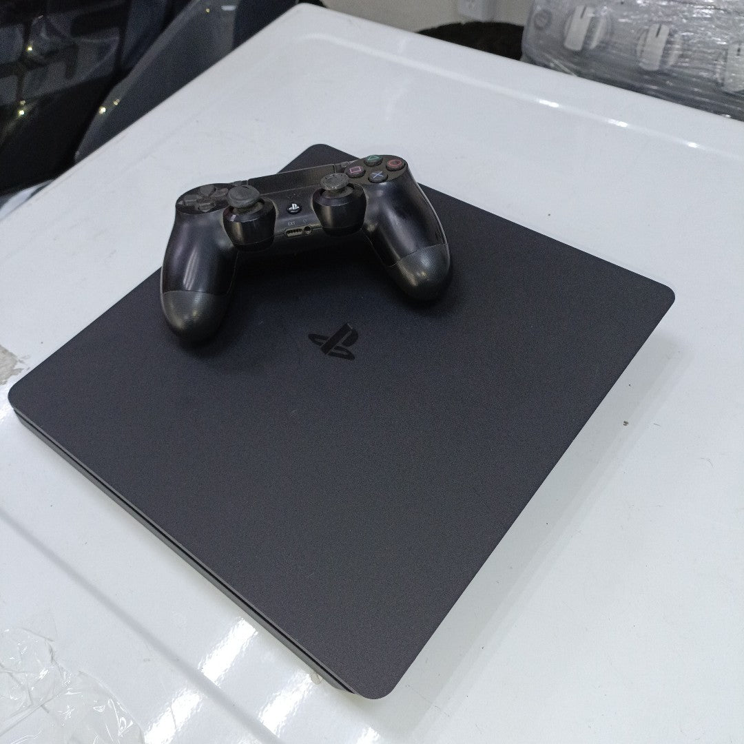 CONSOLA DE VIDEOJUEGO SONY PS4 SLIM 500 GB 