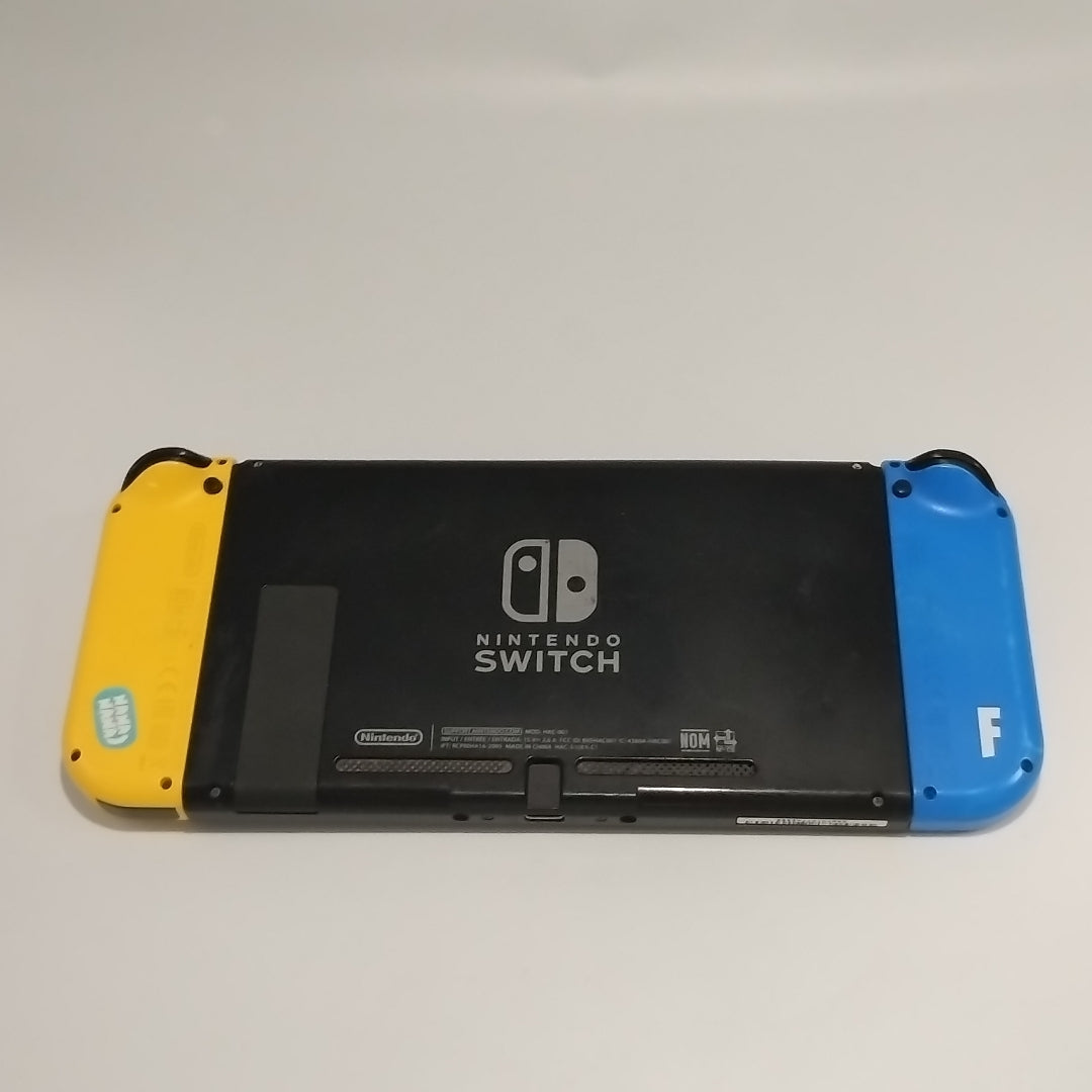 CONSOLA DE VIDEOJUEGO NINTENDO SWITCH 1.1 32 GB (SEMINUEVO)