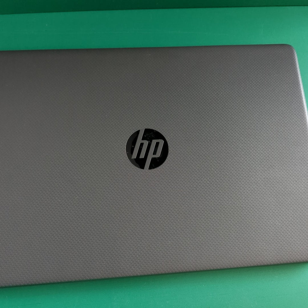 LAPTOP HP 255 G8 (2023) 256 GB SSD 8 GB RAM (SEMINUEVO)
