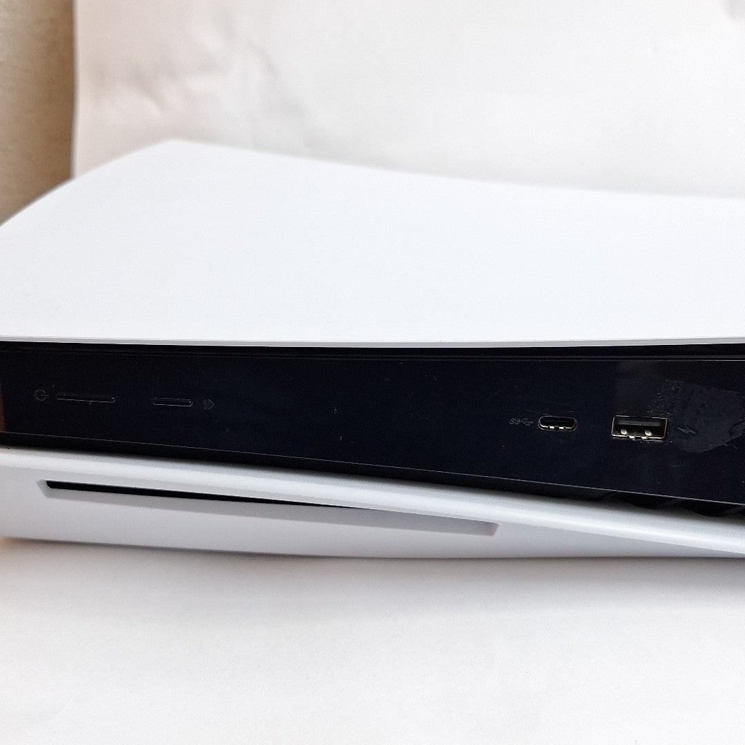 CONSOLA DE VIDEOJUEGO SONY PS5 825 SSD (SEMINUEVO)