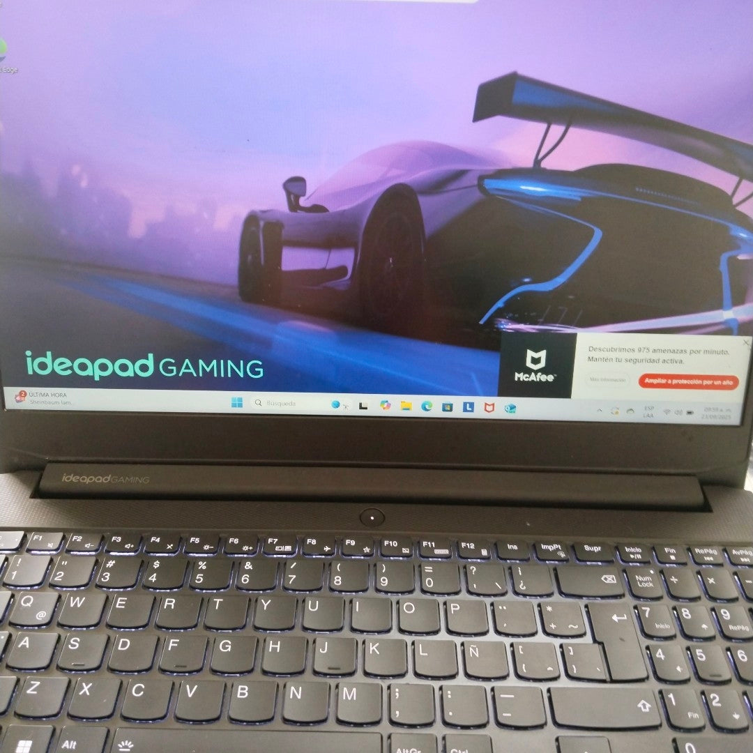 LAPTOP LENOVO IDEAPAD GAMING 3 15IHU6 (2023) 512 GB SSD 16 GB RAM (SEMINUEVO)
