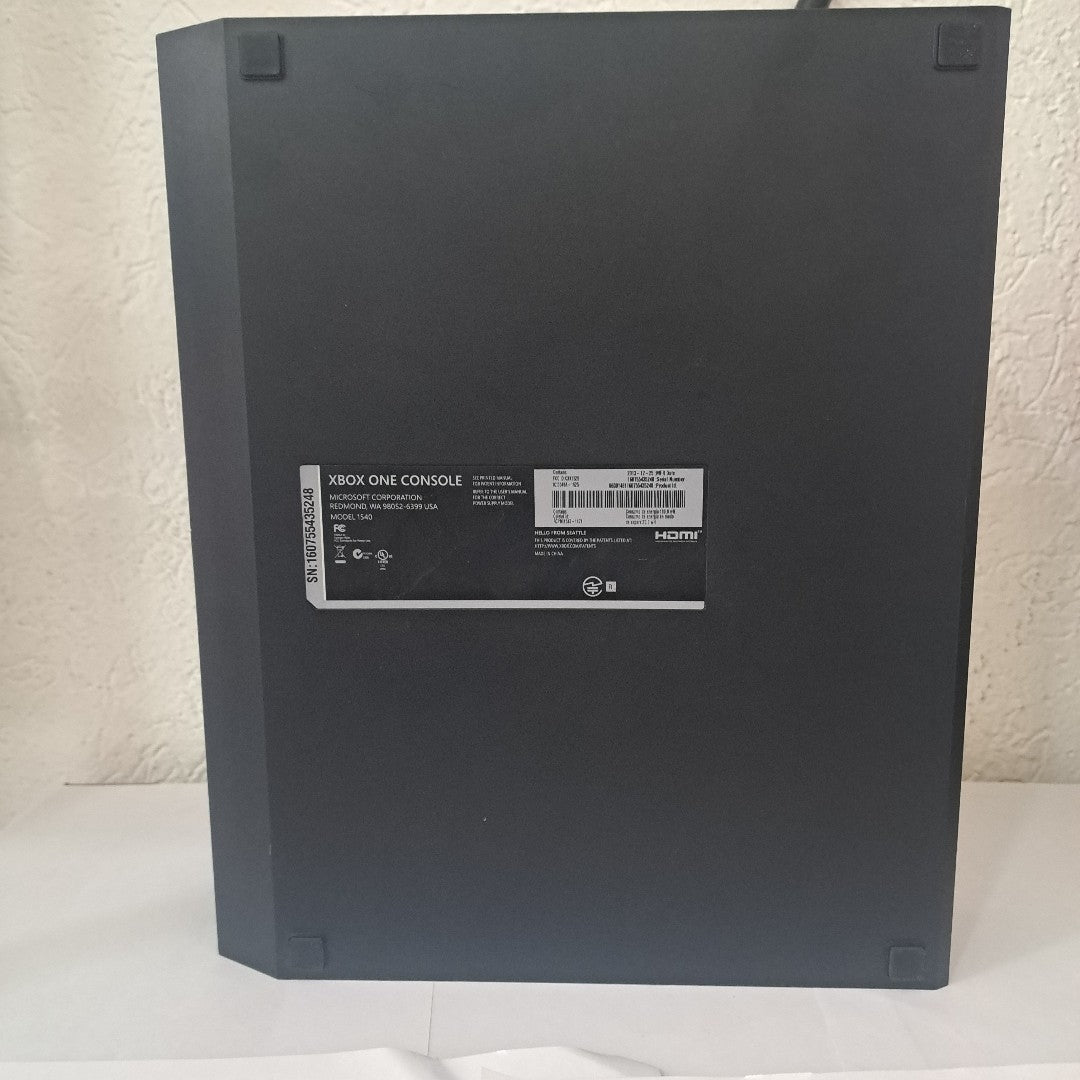 CONSOLA DE VIDEOJUEGO MICROSOFT XBOX ONE + KINECT 500 GB 