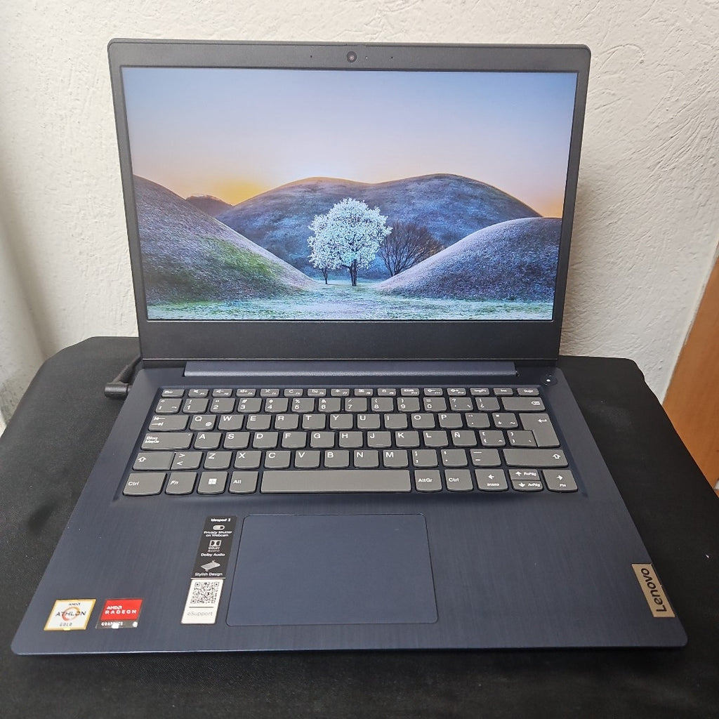 LAPTOP LENOVO IDEAPAD 3 14ADA05 (2022) 1 TB 8 GB RAM (SEMINUEVO)