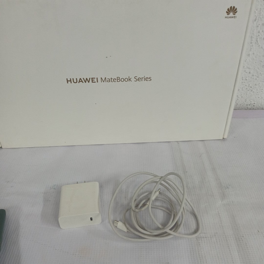 LAPTOP HUAWEI MATEBOOK 14S HKD-W76 (2 EN 1) (2022) 512 GB SSD 16 GB RAM (SEMINUEVO)