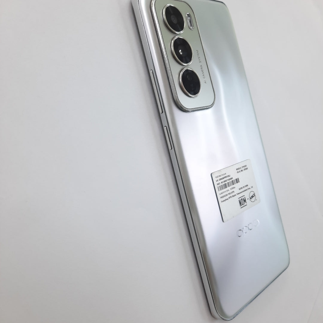 CELULAR OPPO   RENO12 5G CPH2625 (2024) 512 GB 12 GB RAM (SEMINUEVO)