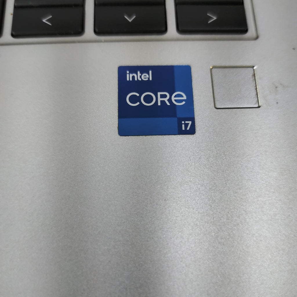 LAPTOP HP ELITEBOOK 840 G9 (2024) 512 GB SSD 32 GB RAM (SEMINUEVO)