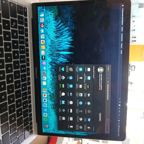 LAPTOP APPLE MACBOOK AIR 13" 2020 3.2 A2337 256 GB SSD 8 GB RAM (SEMINUEVO)