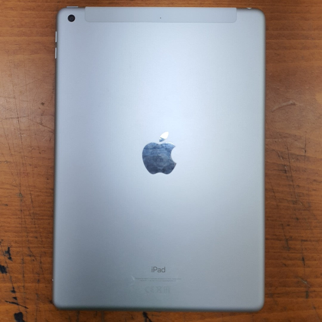 TABLETA APPLE IPAD 9 A2604 256 GB 3 GB RAM (SEMINUEVO)