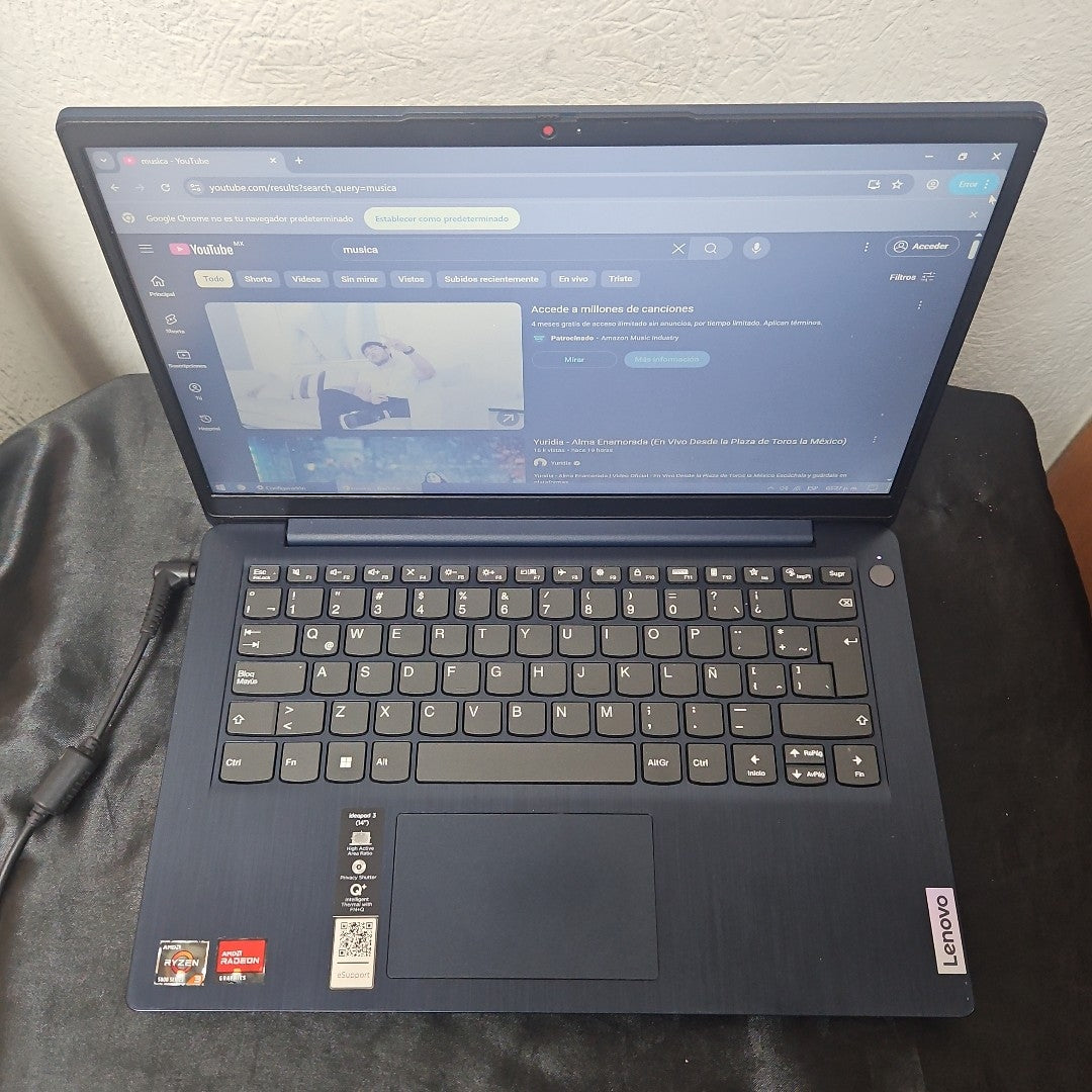 LAPTOP LENOVO IDEAPAD 3 14ALC6 (2022) 512 GB SSD 8 GB RAM (SEMINUEVO)