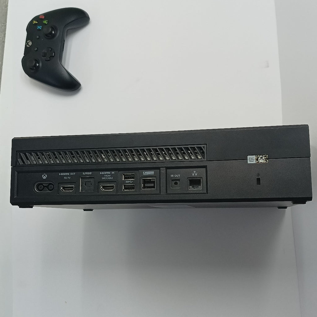 CONSOLA DE VIDEOJUEGO MICROSOFT XBOX ONE 1 TB (SEMINUEVO)