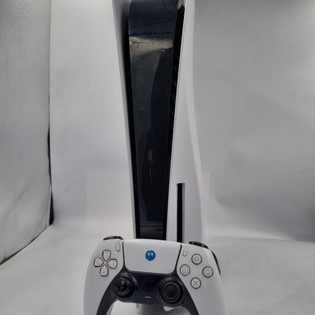 CONSOLA DE VIDEOJUEGO SONY PS5 825 SSD (SEMINUEVO)