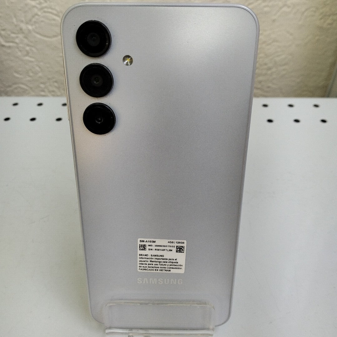 CELULAR SAMSUNG GALAXY A16 SM-A165M (2024) 128 GB 4 GB RAM (SEMINUEVO)