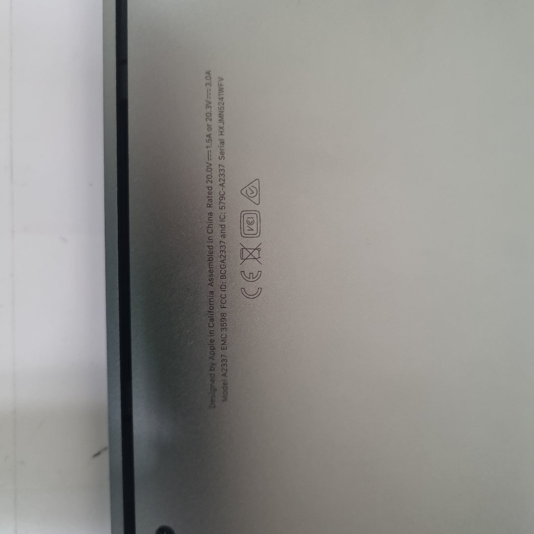 LAPTOP APPLE MACBOOK AIR 13" 2020 3.2 A2337 256 GB SSD 8 GB RAM (SEMINUEVO)